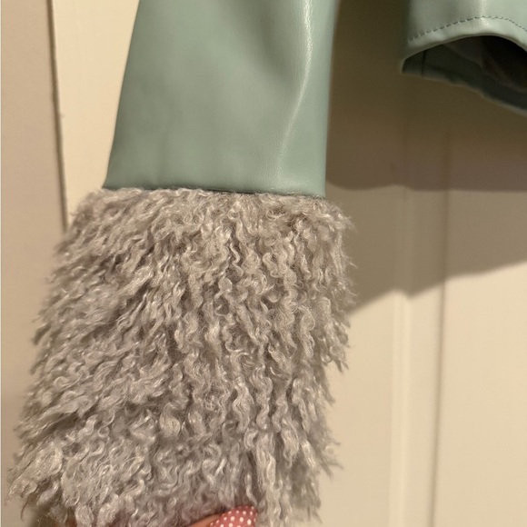 Blue B Collection Cropped Light Blue Leather Jacket with Faux Fur Trim Winter - Picture 6 of 8